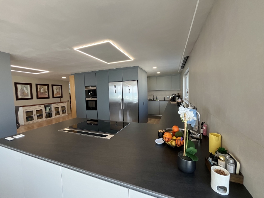3 Bedroom Property for Sale in Beachfront Western Cape